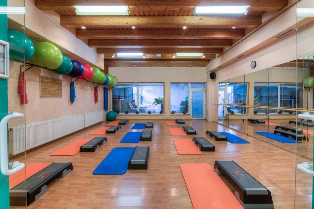 פרלברג Sport- & Vital-Resort Neuer Hennings Hof מראה חיצוני תמונה